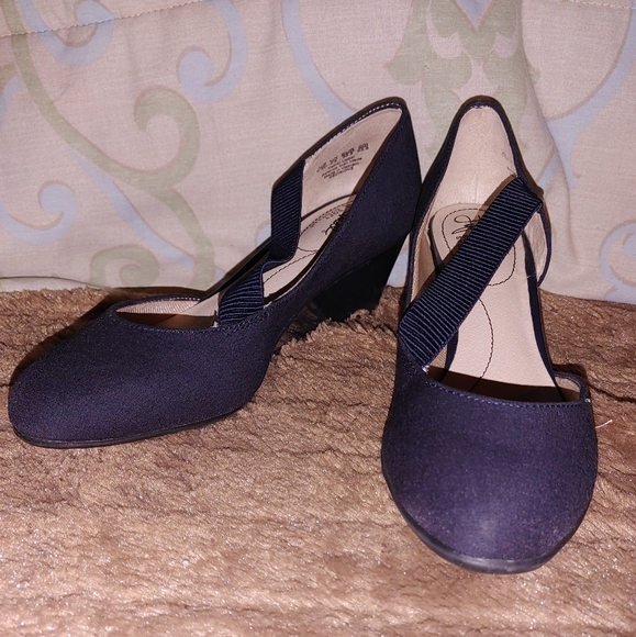 Life Stride Shoes - 2/$50 Life Stride Wedge Shoes